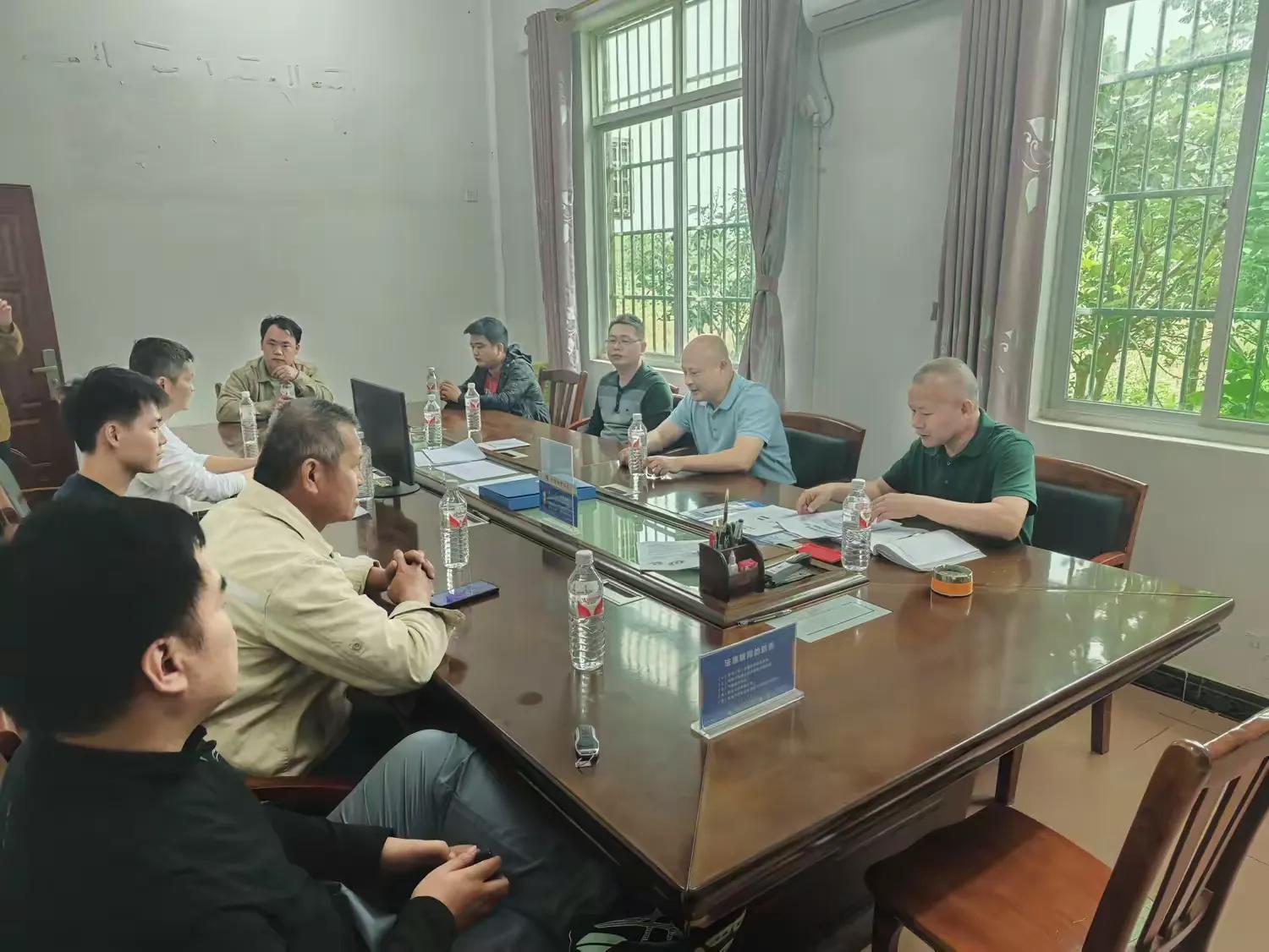 市環(huán)發(fā)公司黨委書記、董事長周小勇帶隊調(diào)研督導迎接國家后評估考核、省第三方評估考核和鄉(xiāng)村振興工作